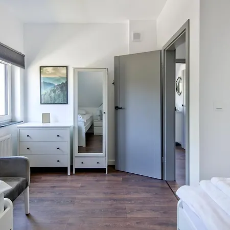 Zielona Lipka Aparthotel 3*