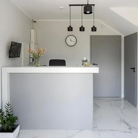 Zielona Lipka شقة فندقية 3*